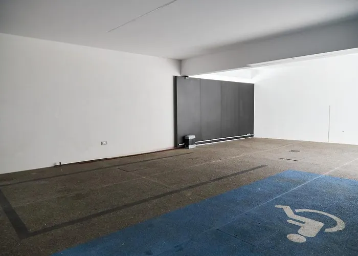 Aparthotel Alinea Primo Historic Center 4*